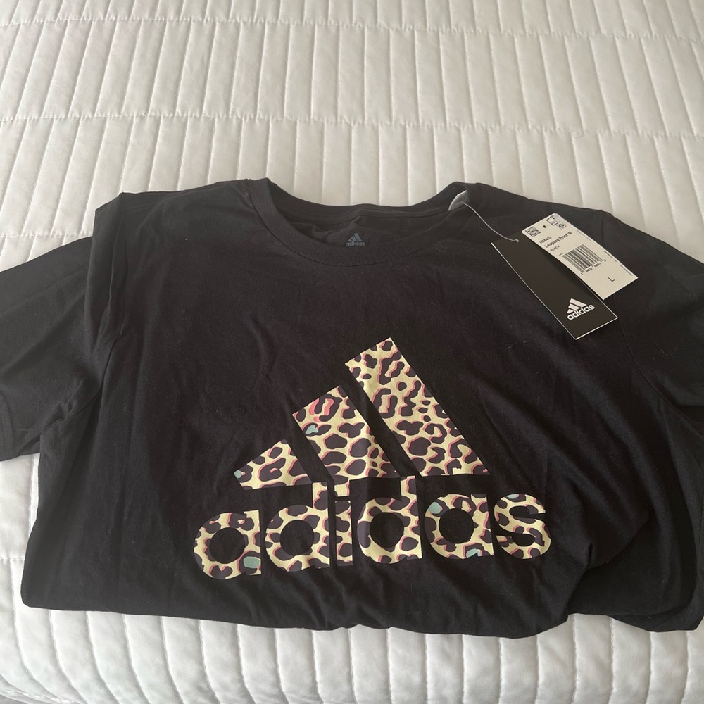 NWT Adidas Black Leopard Logo T-Shirt